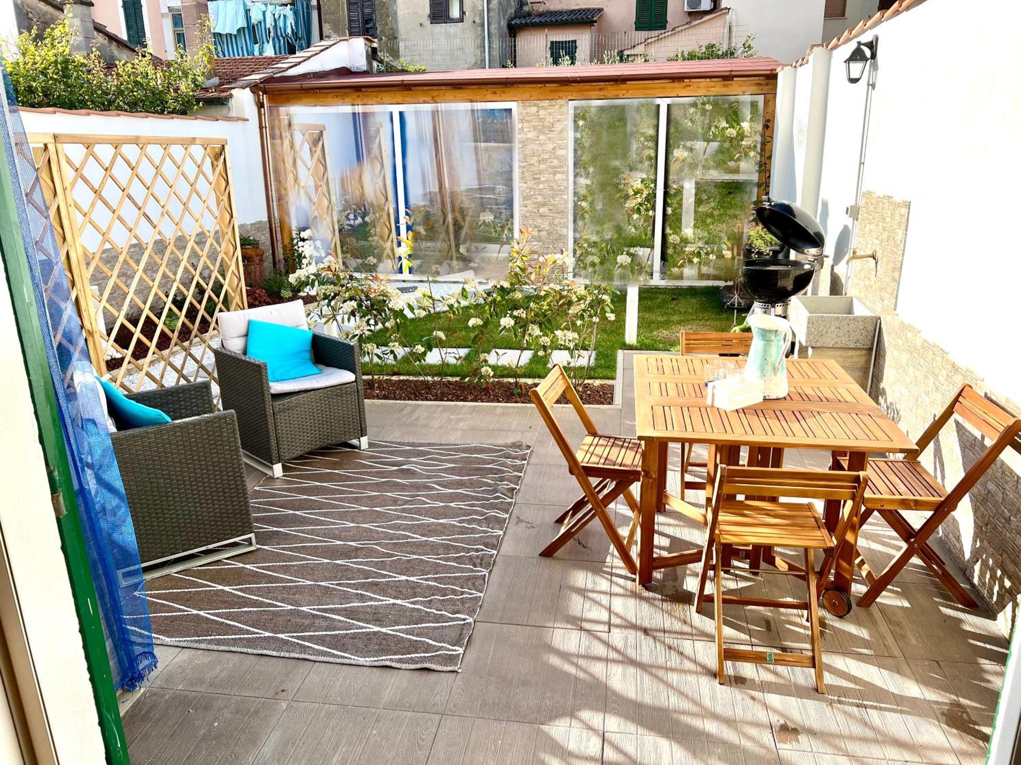 Appartamento Piano Terra Centro Viareggio Luaran gambar